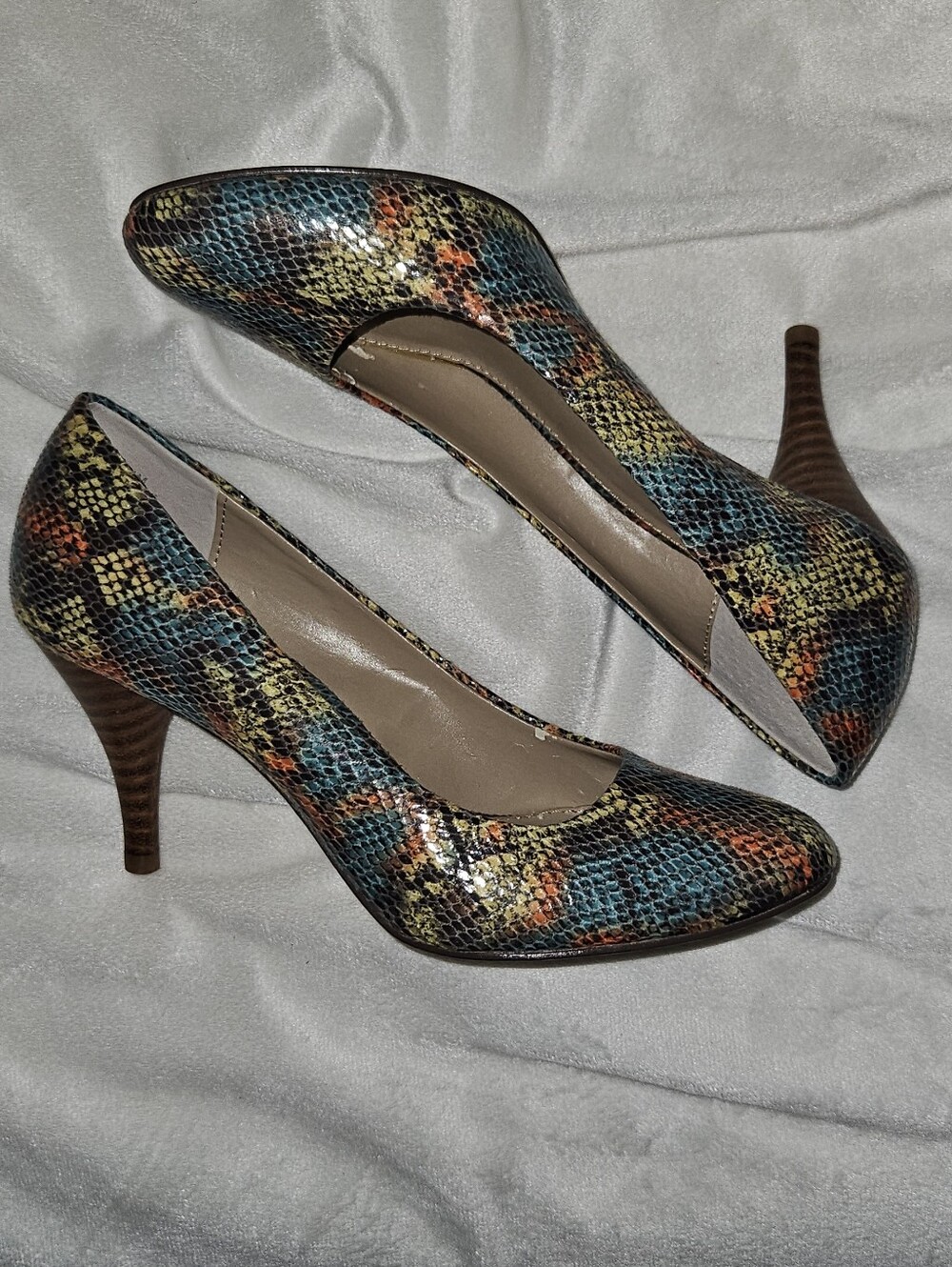 Bandolino Multicolor Faux Snake-Print Pointed Pumps - Size 7.5